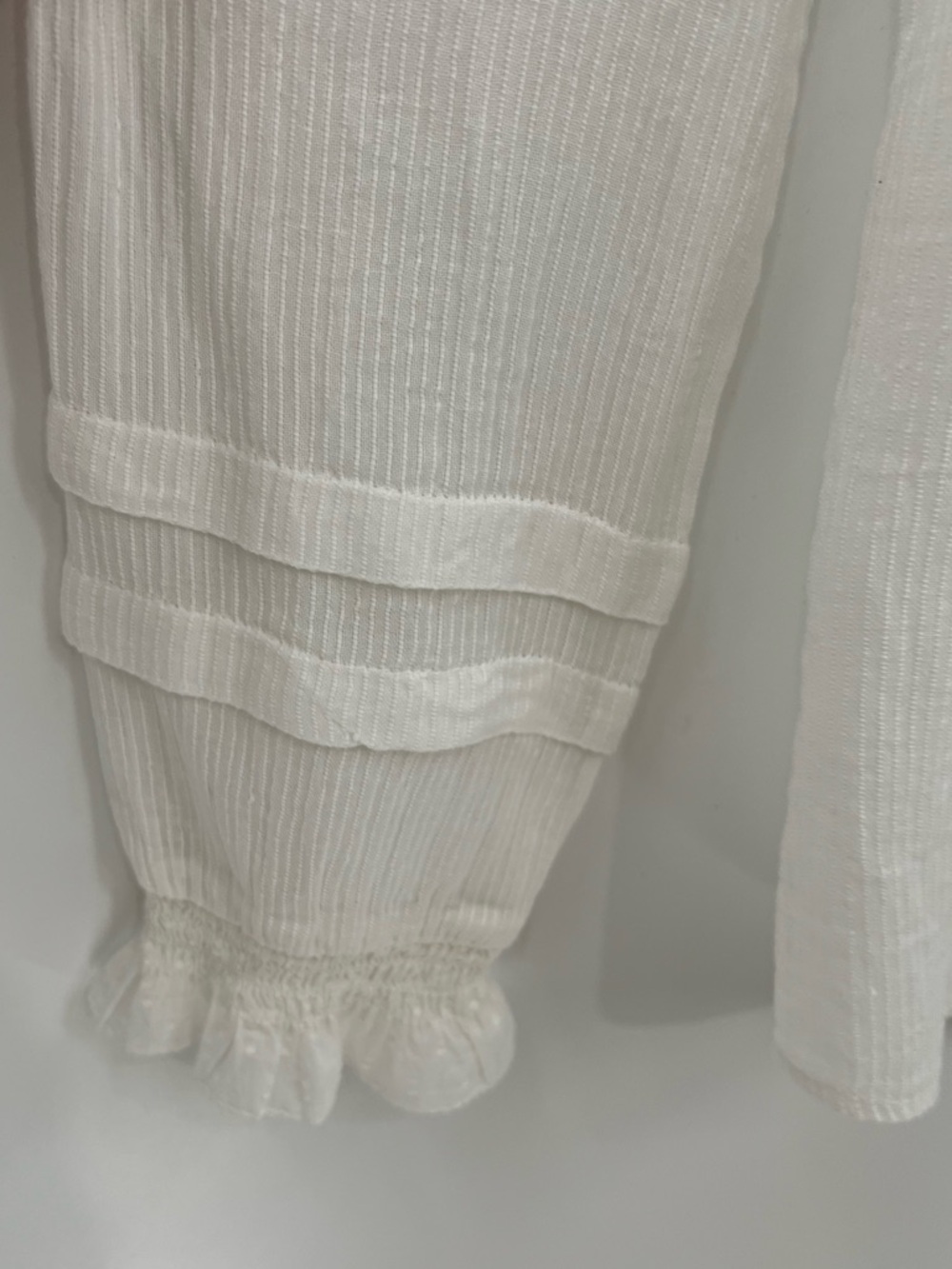 Faherty Willa White Ruffled Button-Front blouse - Picture 9 of 12